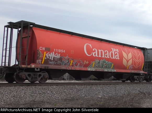 CN 111954